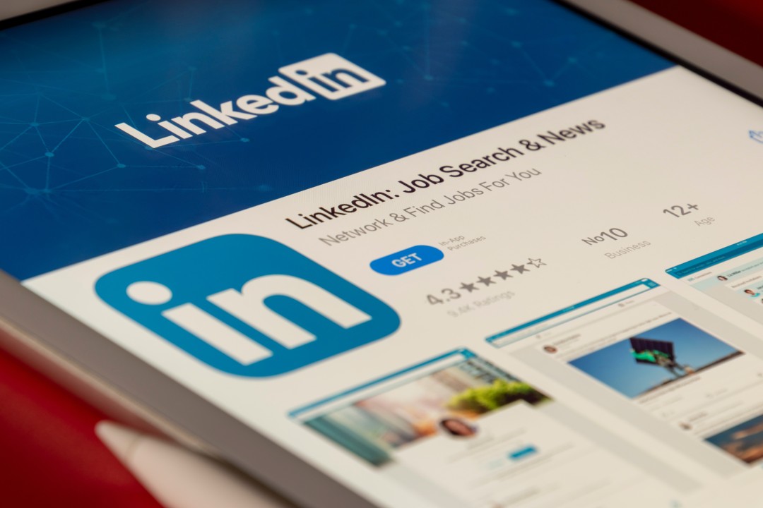 Mastering LinkedIn: Strategies to Optimise Your Profile for Career Success
